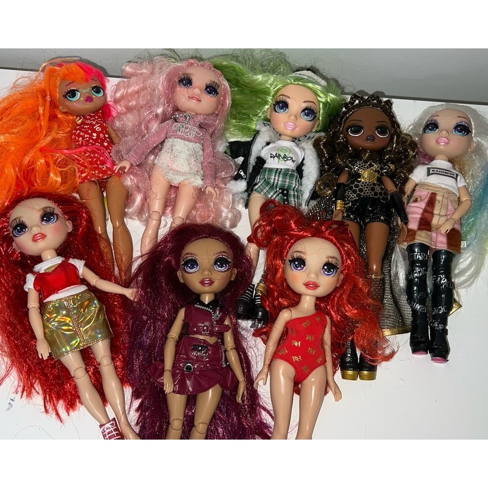 (40/b53)8 Rainbow High Dolls Set